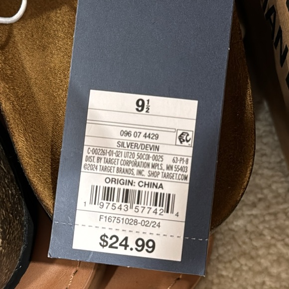 COPY - Universal Thread double buckle sandal, size 9.5 silver - Picture 2 of 2